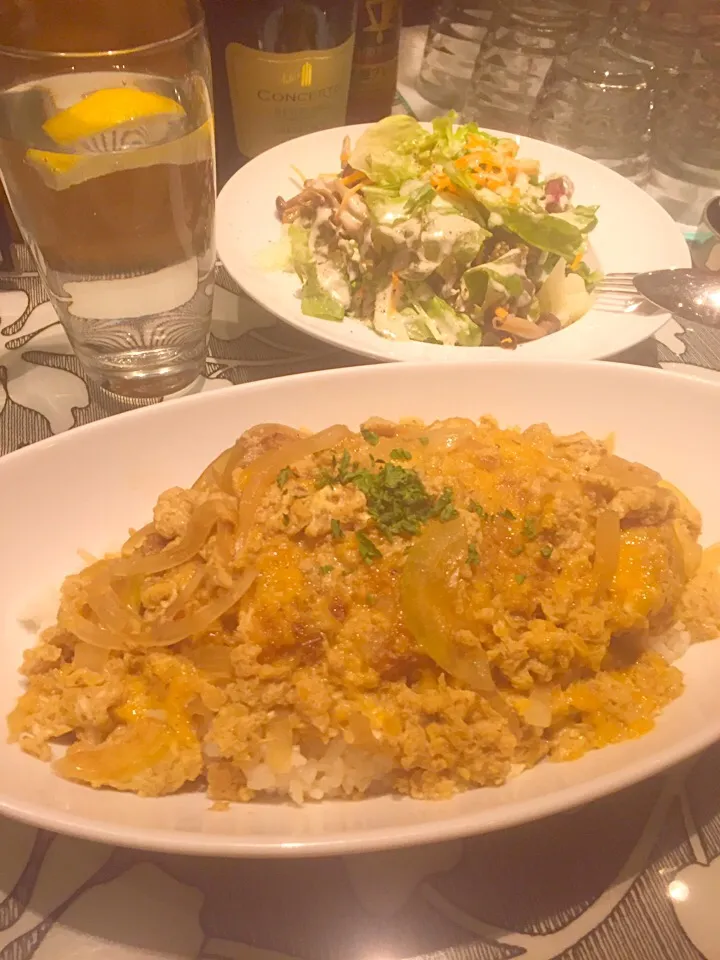 Snapdishの料理写真:ランチの残り駆使してまかないカツ丼(^^)|basilさん