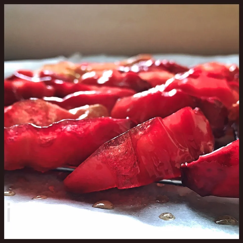 シローさんの料理 蜜漬けセミドライ林檎 🍎【Sugar-sweetened Semi-dried Apples】|izoomさん