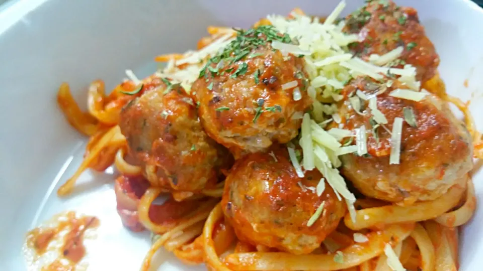 Homemade meatballs with linguine *Al Dente* 😉😍😋|🌷lynnlicious🌷さん