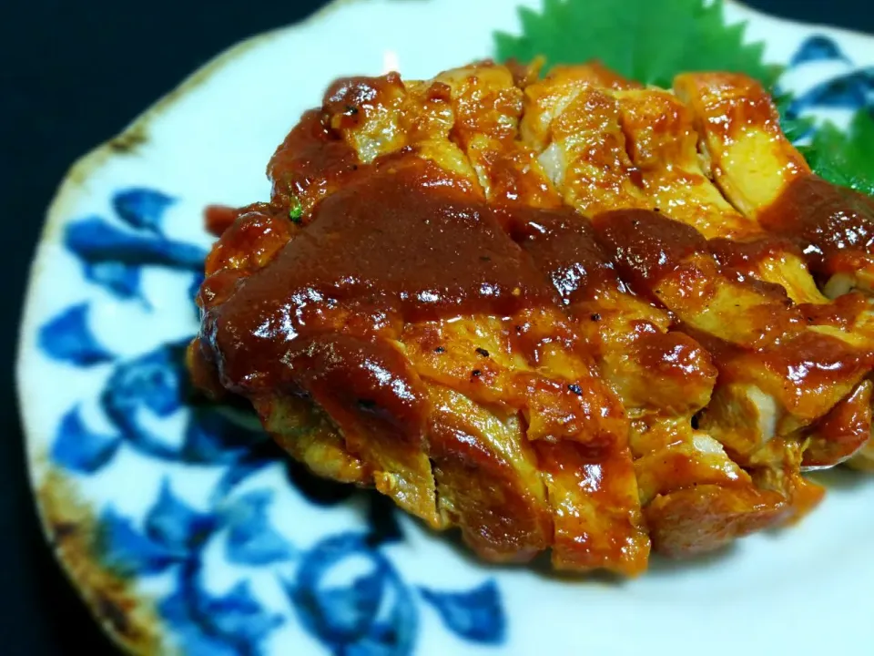 Snapdishの料理写真:咲きちゃんさんのお料理*
～スパイシーチキン照り焼き🔥
カレー風味👳🏼パンチありまっせ⤴︎～|ことり*さん