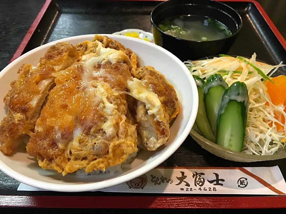 Snapdishの料理写真:2016あまくさ丼丼フェア#10
上ロースカツ丼@とんかつ大富士|神力屋 火酒さん