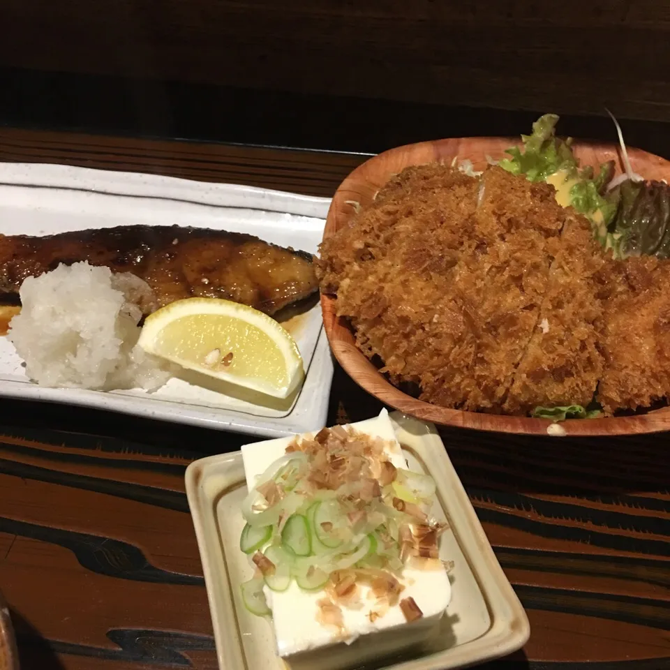 ブリの照り焼きとチキンカツ ライス大盛り|Hajime Sakaiさん