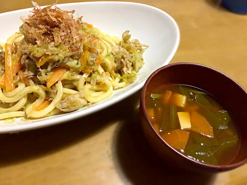 焼きうどん(醤油)😊✌️|ぽさん