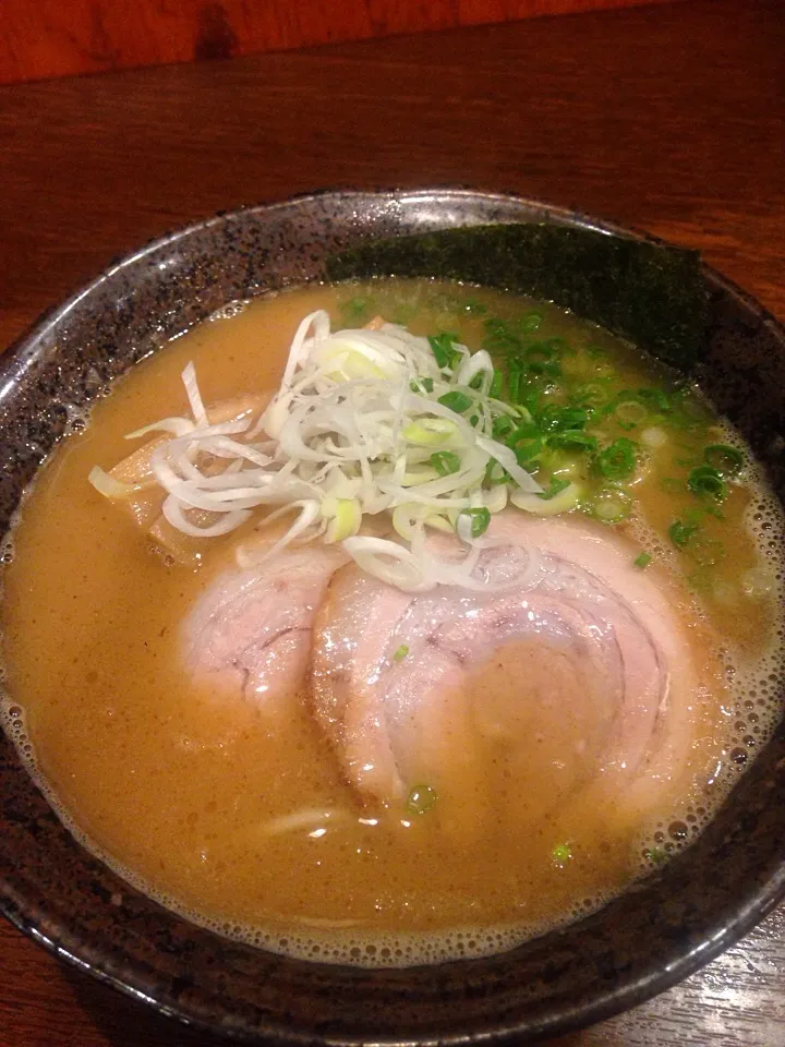 濃厚醤油ラーメン|橙月さん