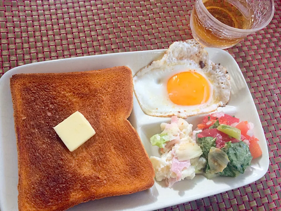 Morning🍞朝はパンぱんぱパ〜ン|🌈Ami🍻さん