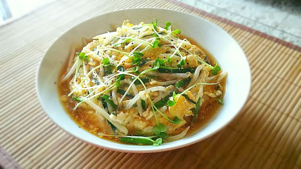 甘酢あんかけﾆﾗ玉丼～
の休日の昼ごはん✨|kaz(*･ω･)さん