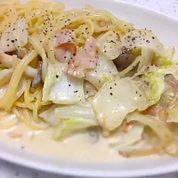 Snapdishの料理写真:白菜クリームパスタ|野尻湖さん