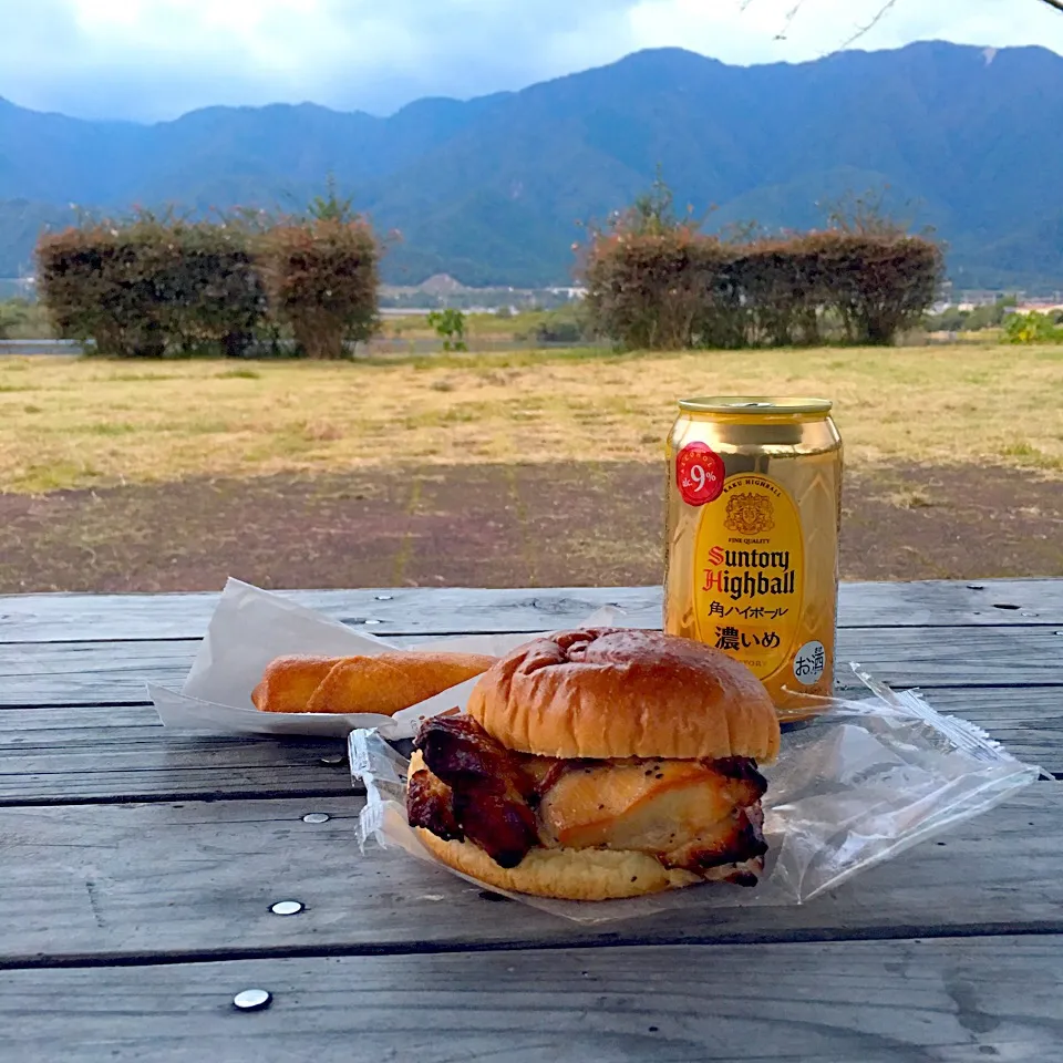 Snapdishの料理写真:夕方ピクニック♬ (▰˘◡˘▰)☝︎|Yoshinobu Nakagawaさん