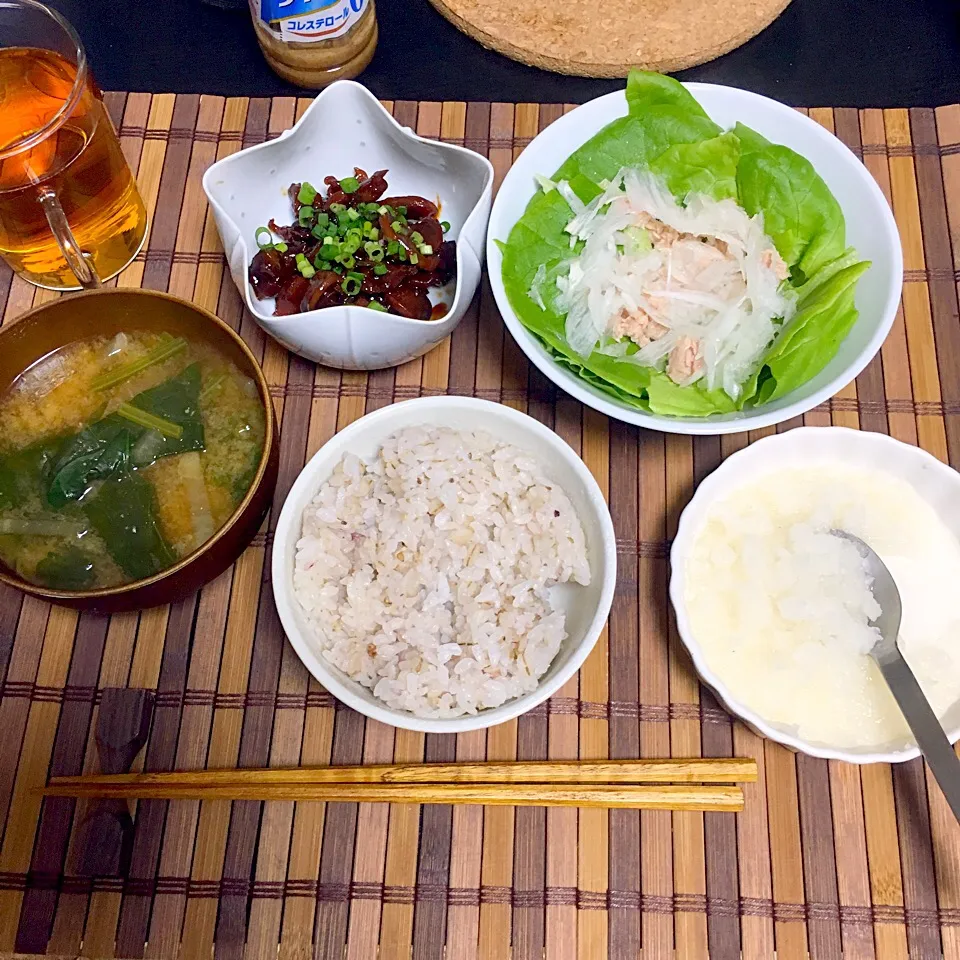 砂肝しぐれ煮
サラダ菜と玉ねぎツナサラダ
ほうれん草と大根のお味噌汁
大根おろし
コラーゲン入りスーパーフード雑穀米|yumyum😋さん