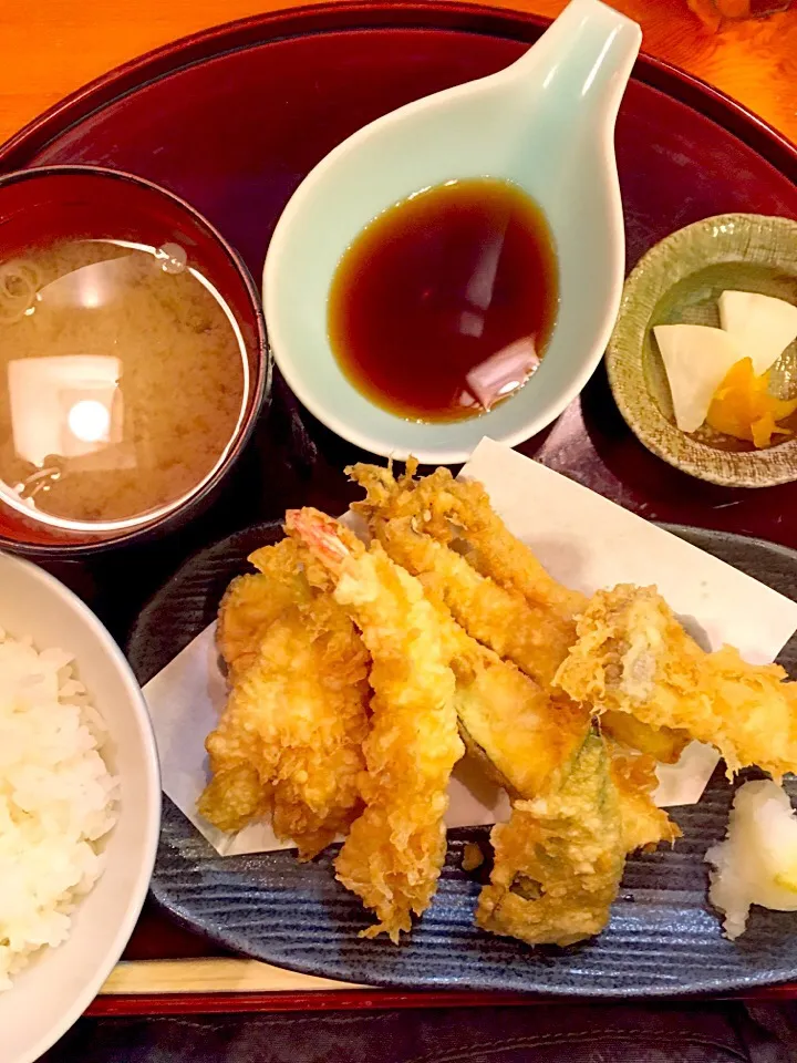 1028天山  天ぷら定食|もてぃーさん