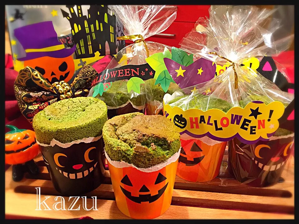 Rizmuさんの料理 シフォンロールケーキ✨でハロウィン🎃verハロウィン過ぎたけど😅|kazu★さん