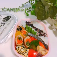 野菜巻きのお弁当。|ayaさん