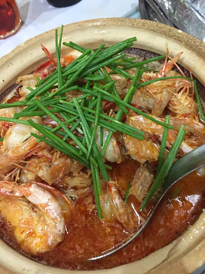 Snapdishの料理写真:Tomyam prawn 
Lawas|Thomas Hii Chun Kietさん