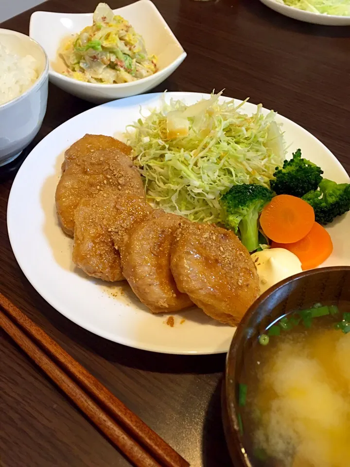 Snapdishの料理写真:大根の肉巻きの晩ご飯|mikaさん