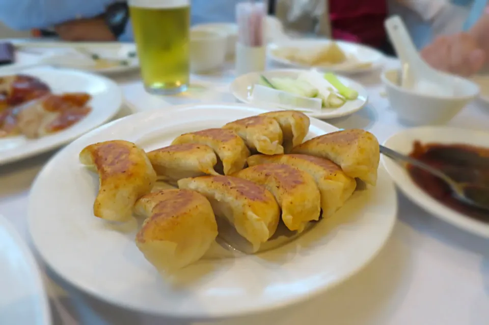 Snapdishの料理写真:〆は焼き餃子 珍しい！@鹿鳴春 香港|Mickeeさん