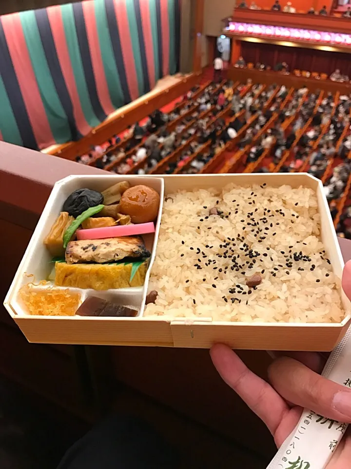 Snapdishの料理写真:赤飯弁当二番|山内博之さん