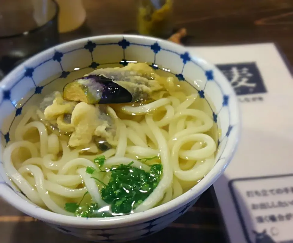 出汁かけうどん＋ナスの天ぷら|ヴェローナのパン屋さんさん