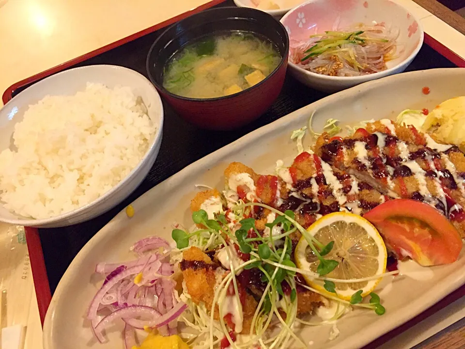 やなぎ亭 日替わりランチ（とんかつ）700円|たかさんさん