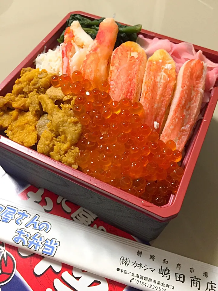 かに屋さんのお弁当
北海道物産展で買った弁当は大満足！
釧路  カネシマ嶋田商店|901さん