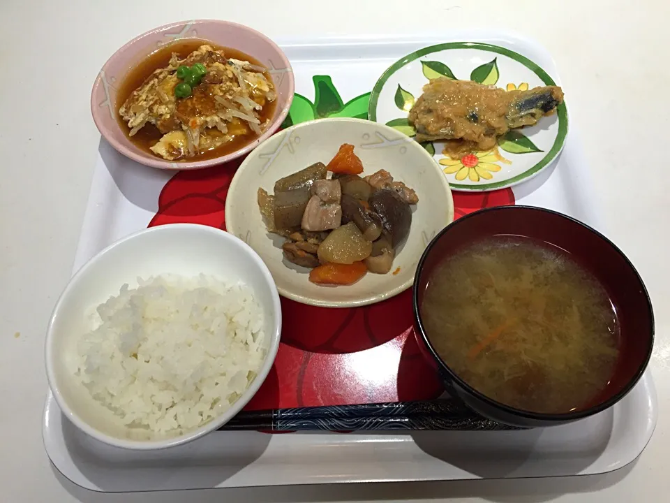 鯖の味噌煮
筑前煮
蟹玉
なめこの味噌汁|野上真理子さん