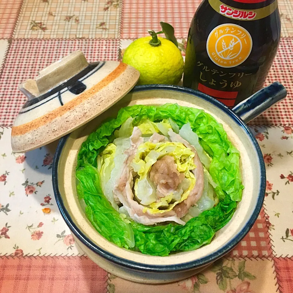 白菜と豚バラのミルフィーユ鍋🍲|＊ゆみしぼり＊さん