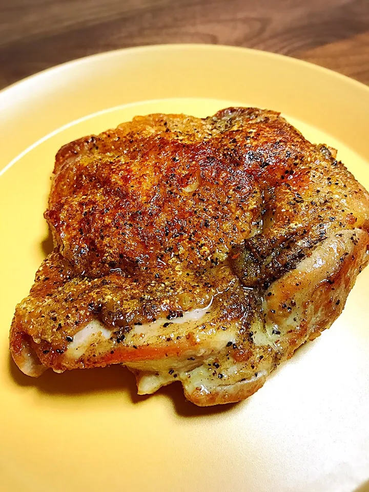 鶏もも肉のパリパリ焼き|スピカさん