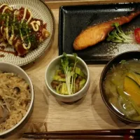 炊き込みご飯定食|骨付きチキンさん