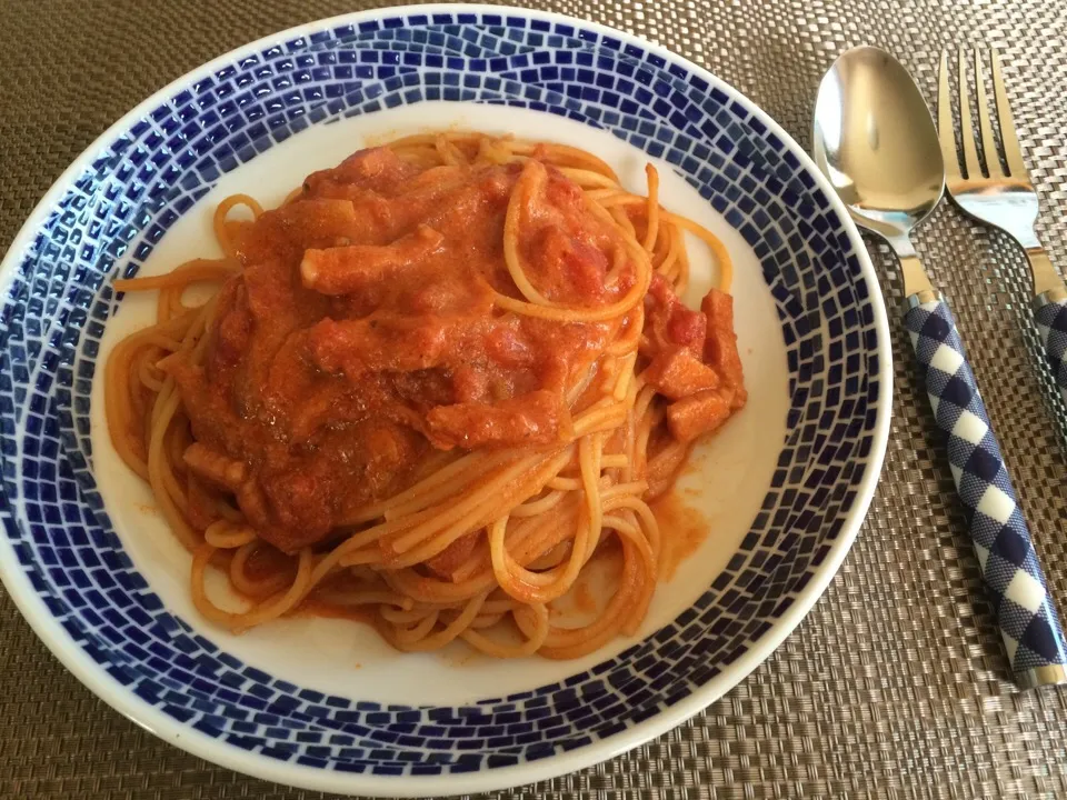 bacon&creamy tomato pasta🍝😋burp😮|Airene Cailoさん