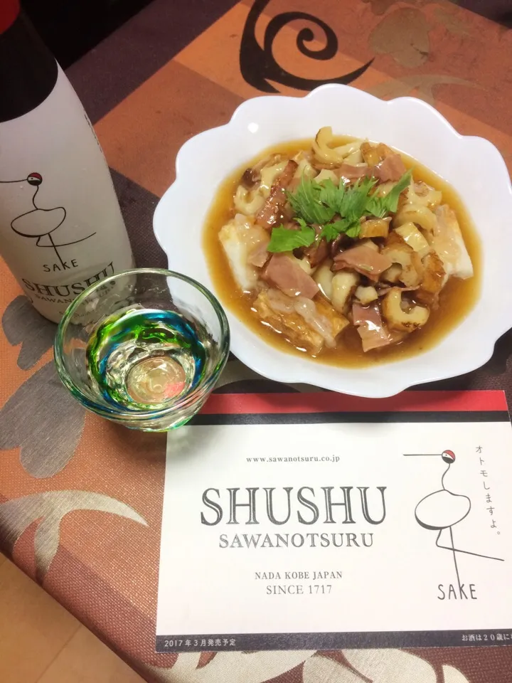 沢の鶴 『SHUSHU』と共に。チクワの帆立塩辛挟み焼 チクワとベーコンの餡掛け。|ちーずまにあさん