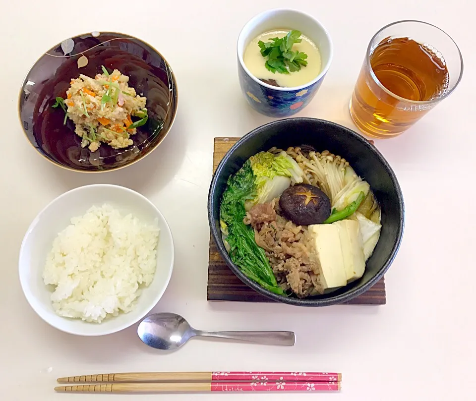 Snapdishの料理写真:おひとり様鍋のすき焼き、茶碗蒸し、卯の花の五目煮@お料理教室|岡 もゆるさん