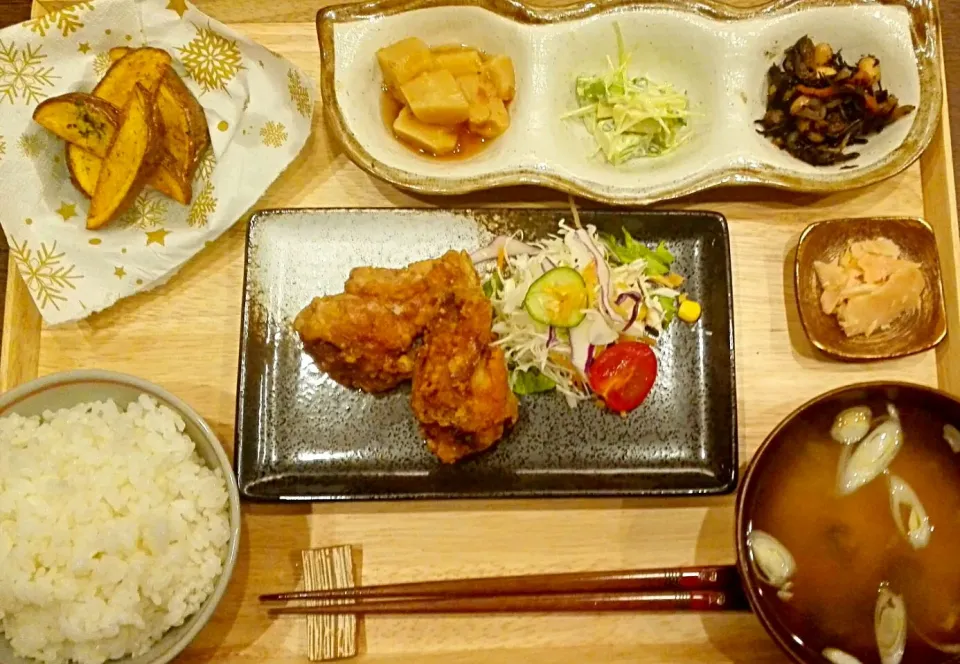 鶏のから揚げ定食
※アボカドわさびマヨ和え　レシピ付※|骨付きチキンさん