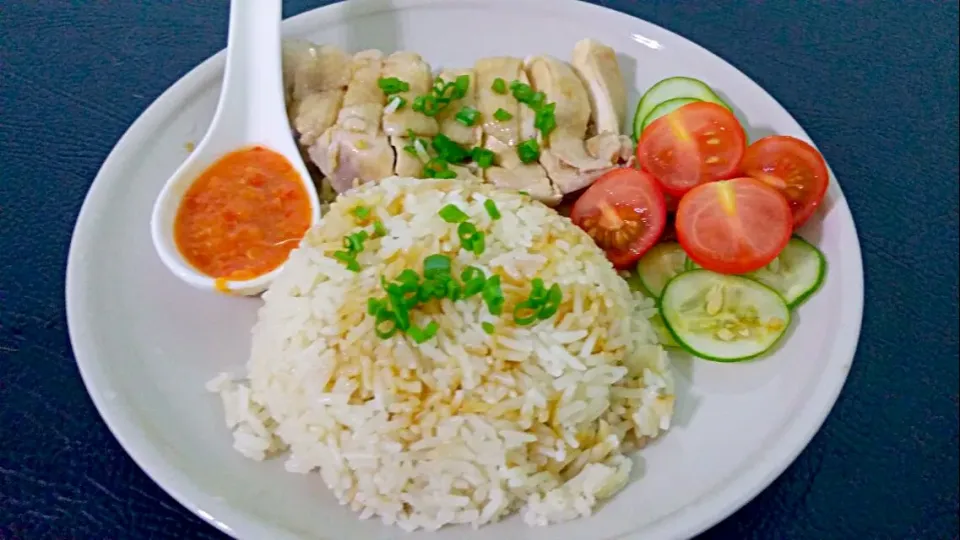 Chicken rice with Japanese cucumber & cherry tomatoes 😉😍👅💋|🌷lynnlicious🌷さん