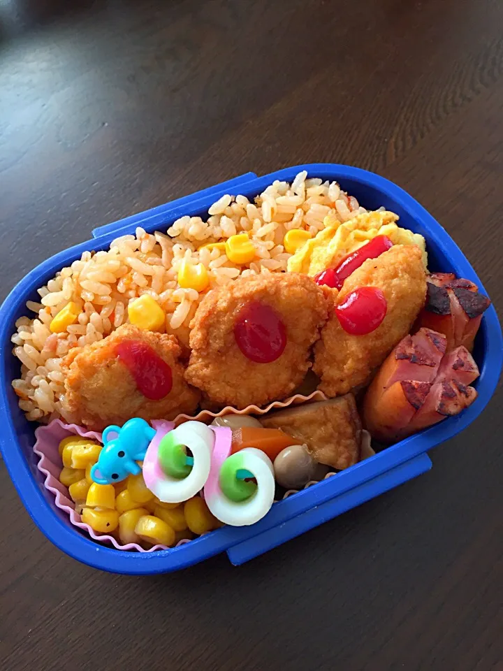 チキンナゲットと炊き込みピラフ弁当|kiicoさん