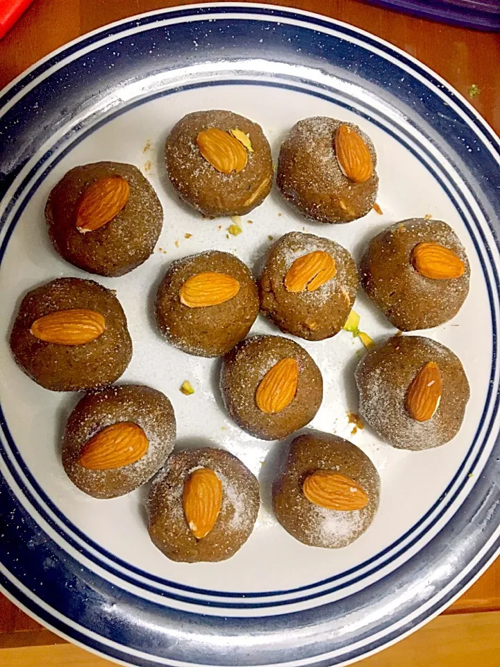 Besan ka Ladoo|Rahul Agarwalさん