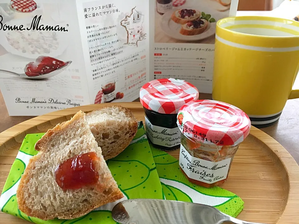 オレペ大感謝まつりでもらったボンヌママンのジャムで朝ごはん|ぴいさん