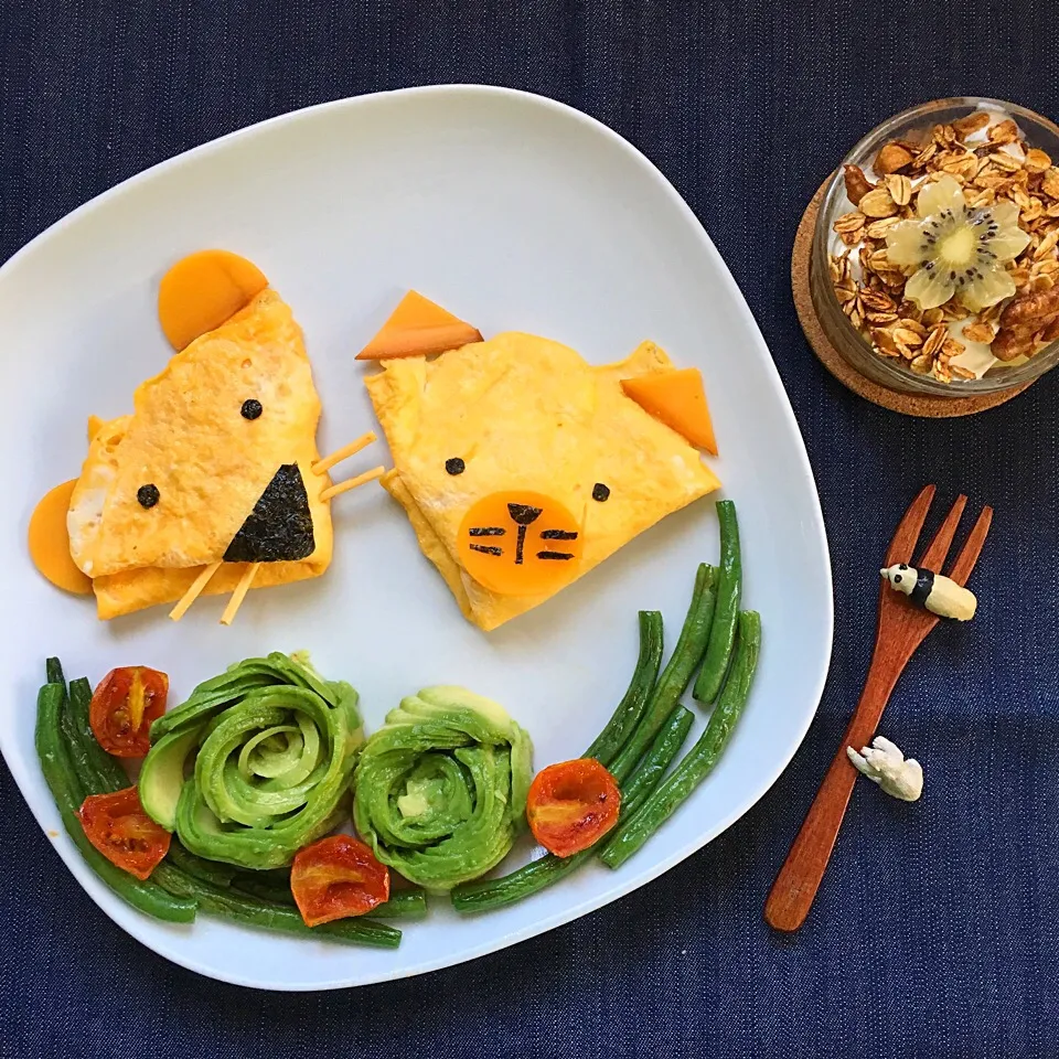 mouse and cat omelette|miss kitbさん