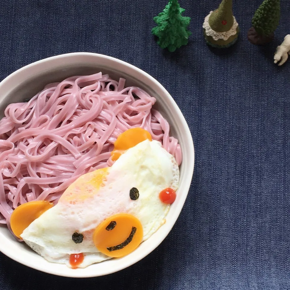 Snapdishの料理写真:bear egg on noodles|miss kitbさん