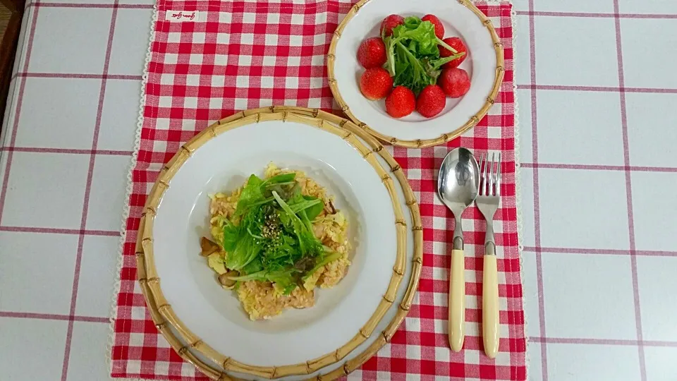 Snapdishの料理写真:今日の夕飯☆明太子にんにく炒飯|レシピまとめさん