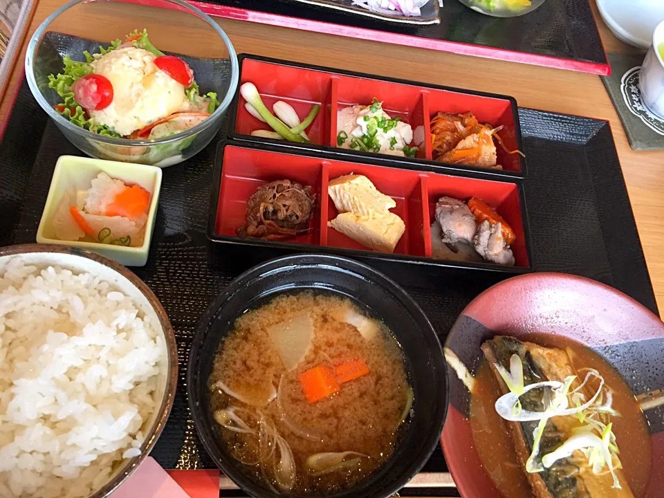 鯖味噌煮定食|浦野さん