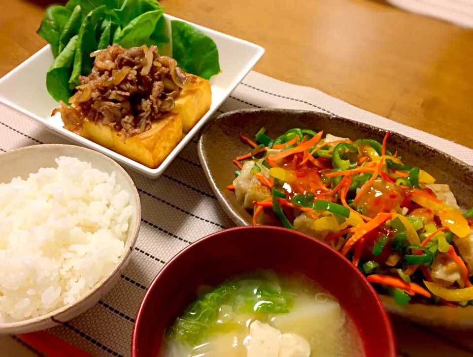 絹揚げ豆腐のお肉のせ。しゅうまい炒めのスイートチリソースかけ|ゆっちこさん