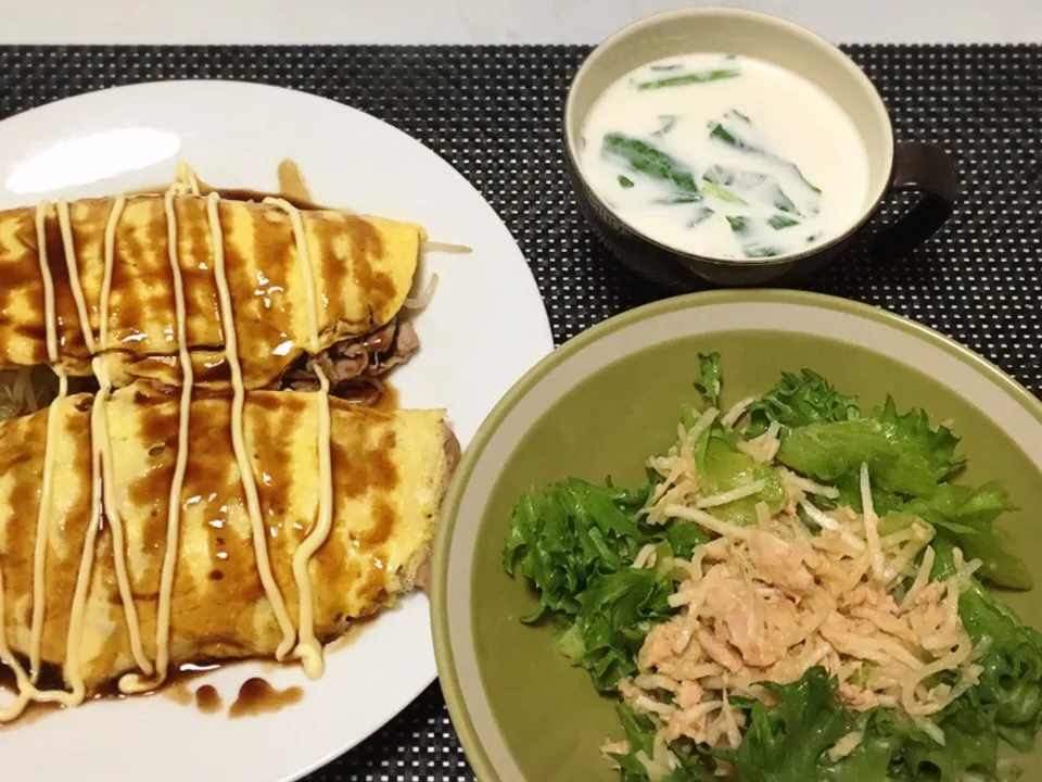 Snapdishの料理写真:とんぺい焼き・お豆腐と牛乳の白いスープ・大根とツナのサラダ|美也子さん