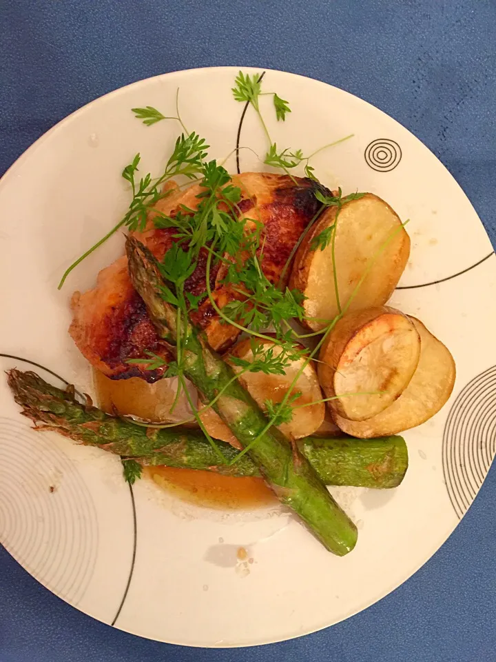 Chicken and asparagus|Ewerthon Tobaceさん