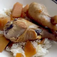 Snapdishの料理写真:Chicken adobo!|Rikka Lynnさん