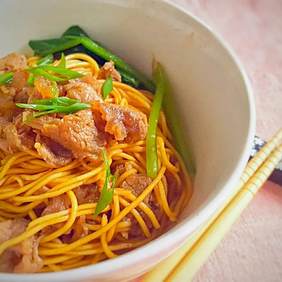 today's lunch menu for the 2 kids is beef chow mien|Chua Jeanさん