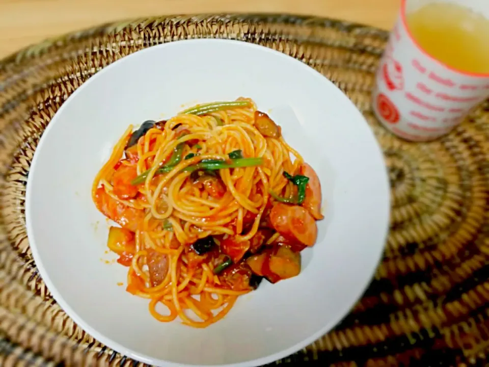 ほうれん草&なす入りナポリタンスパゲッティー🍝
napolitan(ketchup&sausage)spaghetti with spinach & eggplant #Healthy #Pasta #spaghetti|nene_rozieさん