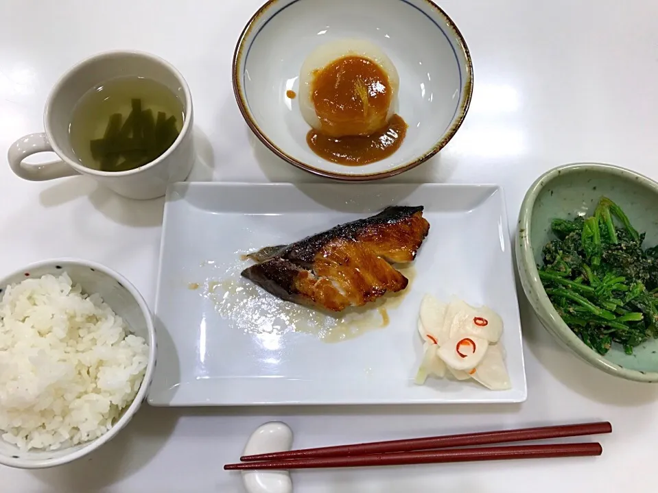 鰤の照り焼きと大根煮とほうれん草のゴマ和え|まっさんさん