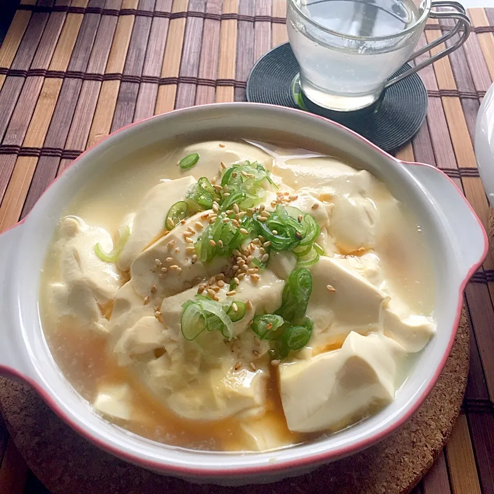 タレで食べるおぼろ豆腐 白だしあんかけ|yumyum😋さん