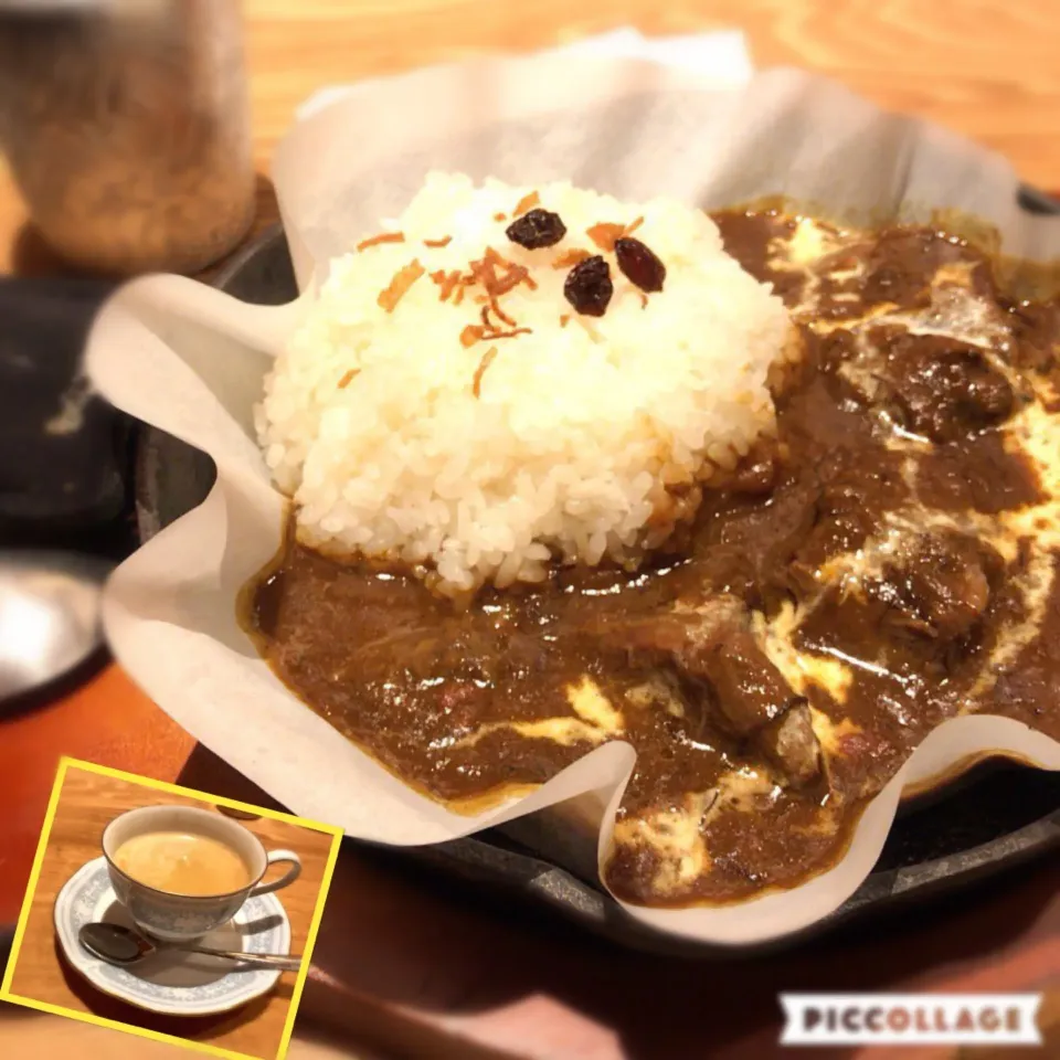 成増で晩御飯にビーフカレー😋とコーヒー😋
@鉄板カレー匠えん|しんやさん