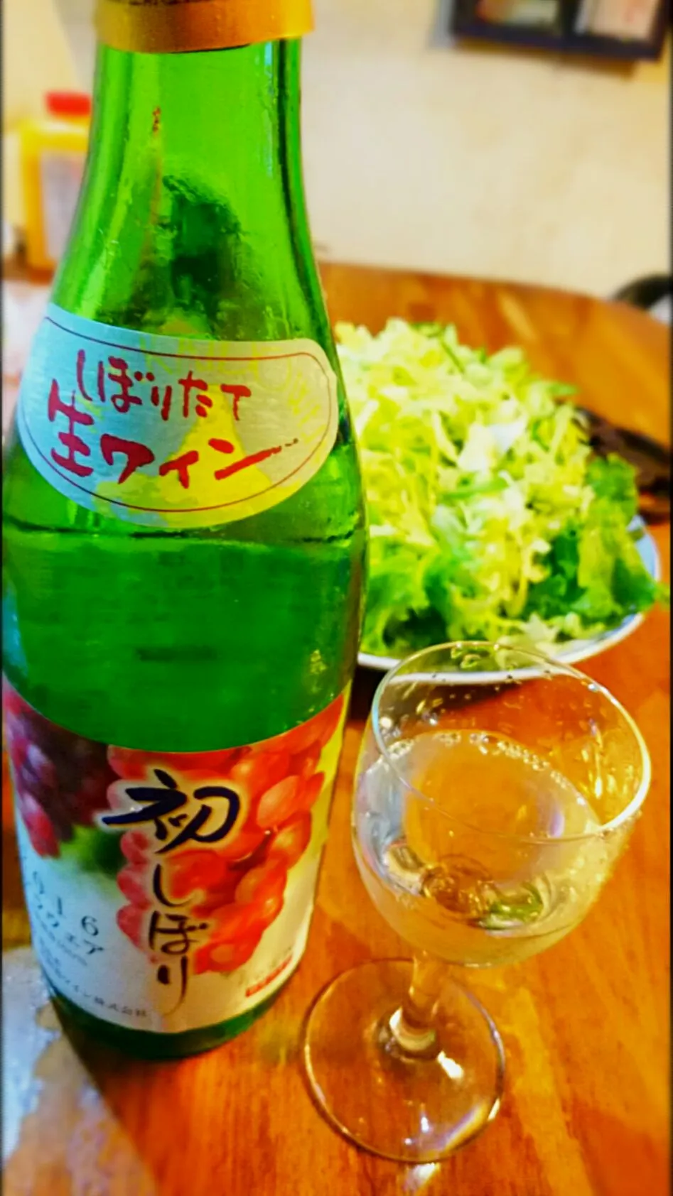 Snapdishの料理写真:生ワイン🍷|メイメイda.さん