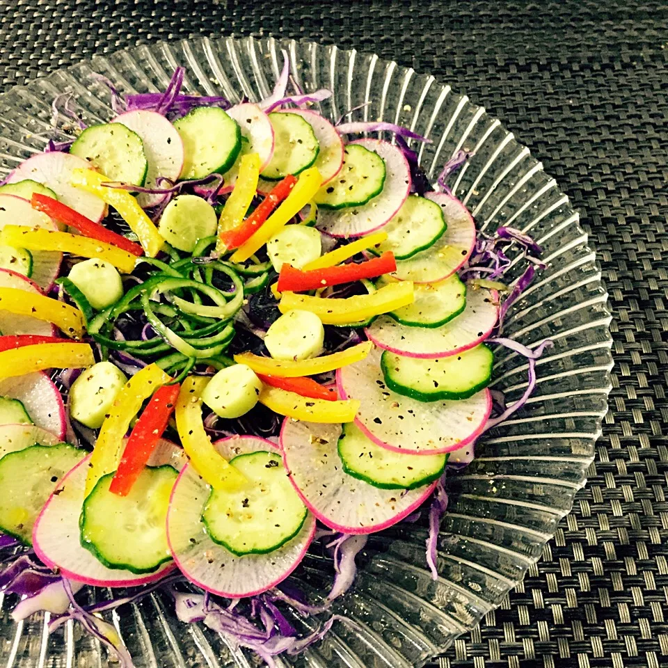 元祖湘南野菜のサラダ🐟三浦レディスサラダ〜赤大根🍅|葉っぱのおさらyokomamaさん